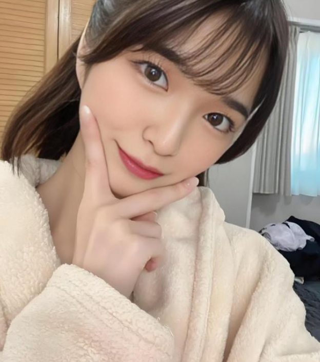 仓本すみれ人气演员展示图